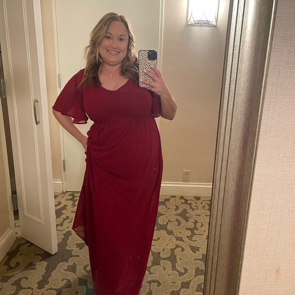 Meet your Posher, Alyssa - Picture 4 of 7